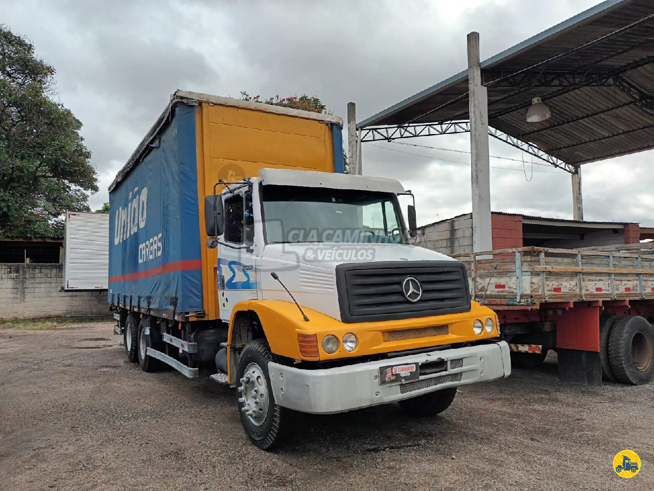 MB 1620 de CLA Caminhões e Veículos